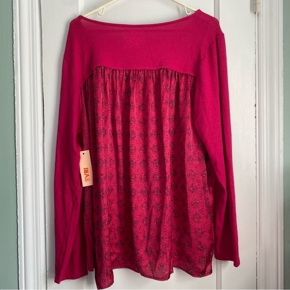 NWT- Plus Size EVRI Mixed Media Top - Size 0X - Picture 6 of 8